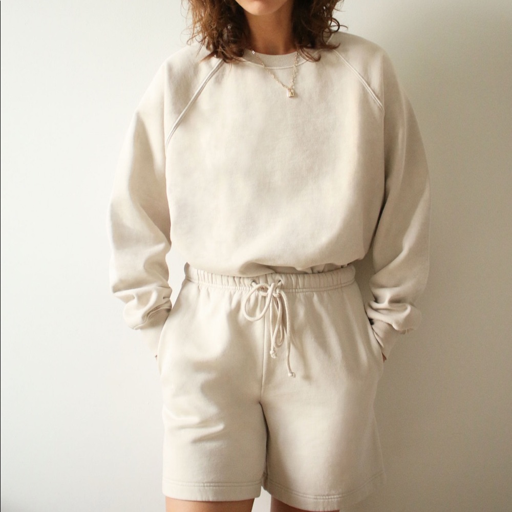 Aritzia Wilfred Free Beige Sweatshirt Small